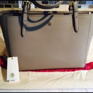 🔥Weekend SALE🔥Authentic Tory Burch Tote